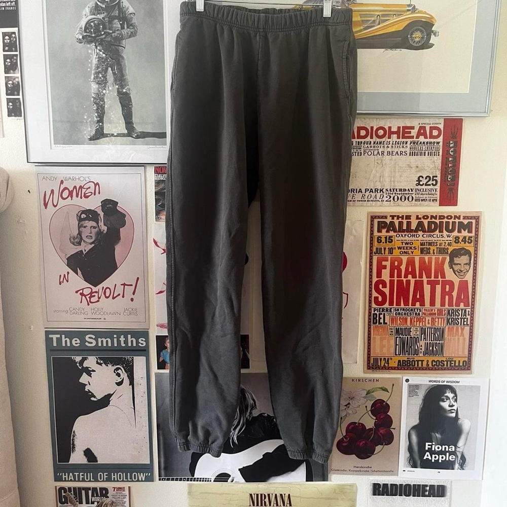 Good American elastic sweatpants